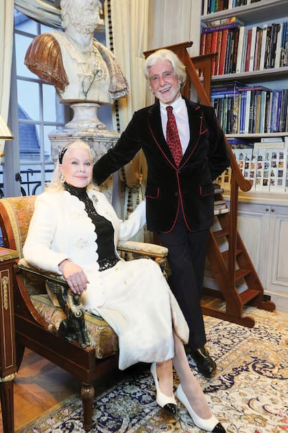 En la última recepción que los Molyneux dieron en honor a The American Friends of Versailles, recibieron a Su Alteza Real Sheika Al-Sabah de Kuwait.