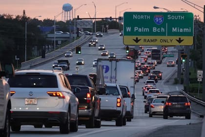 En las autopistas interestatales, el tope pasaría de 113 km/h (70 mph) a 120 km/h (75 mph)