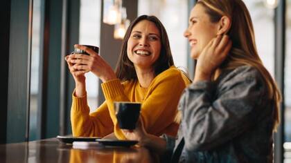 En las conversaciones casuales podemos olvidar términos: los más frecuentes son los nombres propios
Foto: iStock