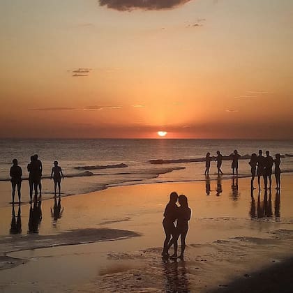 En las playas de Pehuén-Có se puede ver tanto el amanecer como el atardecer
