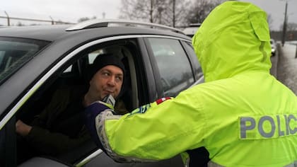 En Letonia, la pena por manejar ebrio puede significar para el conductor la pérdida de la propiedad del vehículo