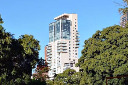 En lo más alto de la Torre Viñoly se ofrece otro departamento a US$6.500.000