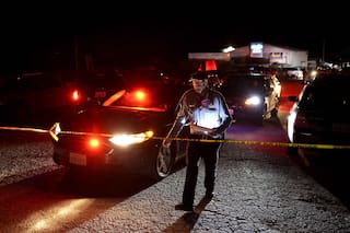 Dos tiroteos masivos reavivan el debate sobre el control de armas en EE.UU.