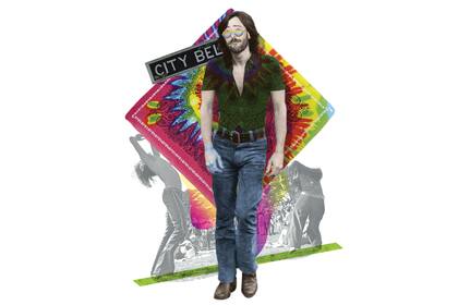 En los 70, Solari no está exento al bombardeo de novedad de la estética de la época.