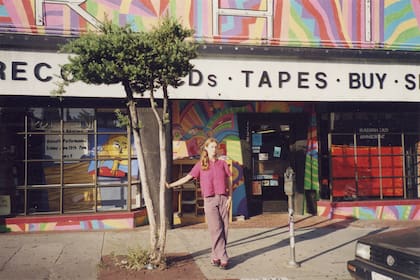 "En los 80 yo iba a cantar a un lugar como corista y me decían “cantá más fuerte”. No tenía la famosa attitude…"