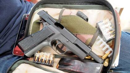 La pistola calibre 9 milímetros que le encontraron a Monteros