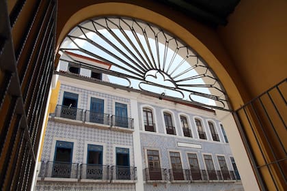 En los azulejos de Sao Luís predomina el color azul