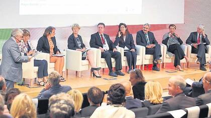 En los debates participaron universidades y ONG