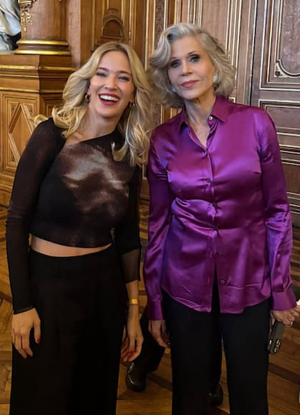 En los desfiles de Paris Fashion Week, Luisana Lopilato pudo encontrarse con un ícono femenino, Jane Fonda