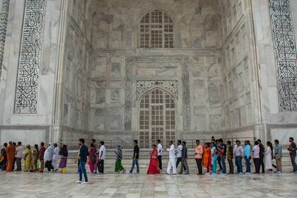 En los lugares turísticos, la mayoría de los visitantes son indios gracias al reciente impulso del turismo interno