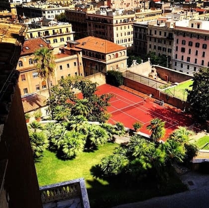 En los museos del Vaticano hay un court de tenis: ¿el nuevo papa tendrá tiempo libre para perfeccionar sus golpes?