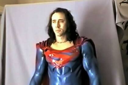 En los noventa Cage iba a interpretar a Superman en un film de Tim Burton. El proyecto no tardó en cancelarse, y el actor no pudo cumplir uno de sus sueños más grandes.
