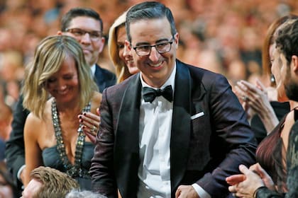 En los Primetime Emmy de 2018, donde obtuvo los premios a la mejor serie (de comedia, variedades o música) y mejor guion