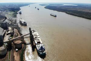 Una pelea en el gremio de aceiteros amenaza con paralizar los puertos del Gran Rosario