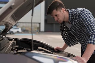 ¿Se puede revisar un auto antes de participar en la subasta?