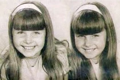 En los tiempos que eran las “Mellizas del 9”. En ese entonces vivían con su familia en la zona oeste bonaerense, pero debieron mudarse a un departamento en la ciudad de Buenos Aires para estar más cerca del canal para el que trabajaban.
