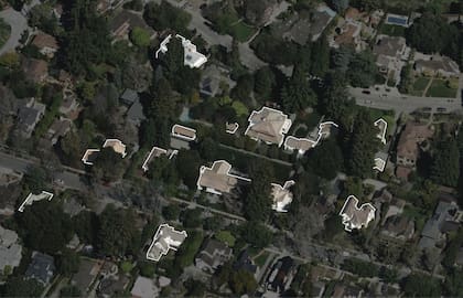 En los últimos 11 años Zuckerberg compró 11 propiedades linderas para hacer un gran complejo personal en Crescent Park, Palo Alto