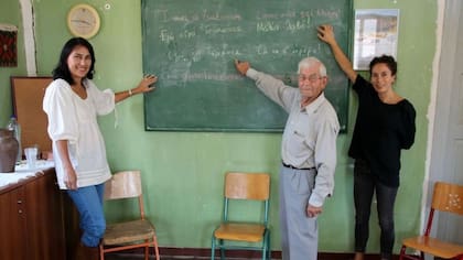 En los últimos años, los tsakonianos se han esforzado por mantener un idioma que la UNESCO cataloga como en "peligro crítico"