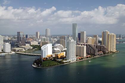En los últimos dos años, la ciudad de Miami experimentó un aumento del 1,6 por ciento de los residentes, alcanzando -en la actualidad- poco más de 442.000 habitantes 