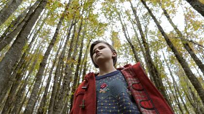 En Luna, una fábula siciliana, la historia se sumerge en una rara ficción realista