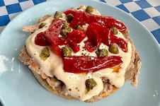 En sándwich o de bondiola: dónde comer todo el año uno de los icónicos platos de las fiestas