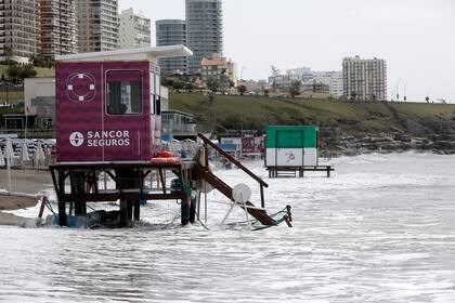 En Mar del Plata, el agua registra la temperatura media más baja en seis años. Ayer la marea subió más de la altura promedio