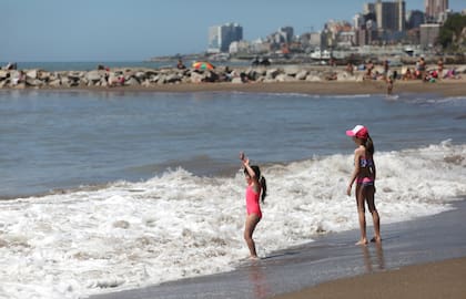 En Mar del Plata,  las casas grandes pueden valer entre los $14.000 y $35.000 pesos por día, según Zonaprop