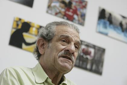 En marzo de 2010, Mario Sabato estrenó el documental "Ernesto Sabato. Mi padre", en el que relata la "fuerte e intensa relación entre un padre y su hijo cuando uno está en el crepúsculo definitivo (98 años) y el otro empieza a asomarse al final de la vida (65)" 