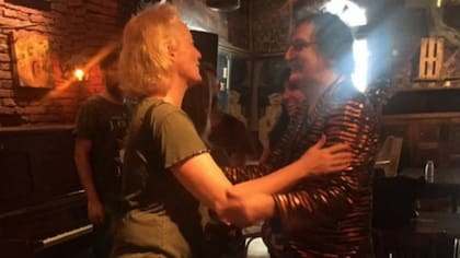 En marzo de 2019, La Dama de Bollini fue el escenario de una sesión de fotos épica con Charly García y Scarlet Page, hija del legendario guitarrista de Led Zeppelin