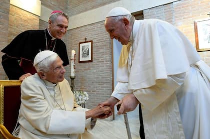 En más de 800 años no hubo dos papas conviviendo en el Vaticano.