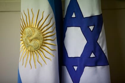 En materia de exportaciones directas de la Argentina, de acuerdo a los datos del Indec, a Israel se envían unos US$450 millones anuales, principalmente carne bovina y harina y pellets de soja