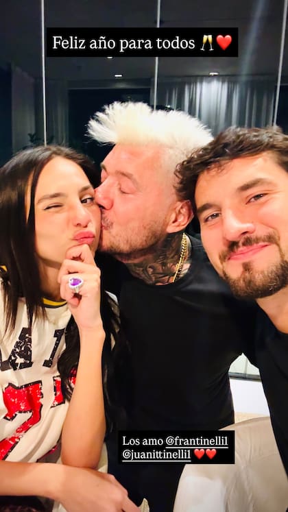 En medio de las internas entre sus hijos, Marcelo Tinelli pasó la Nochevieja junto a Juana y Francisco en Buenos Aires, mientras que Micaela y Candelaria festejaron con sus amigos en Punta del Este