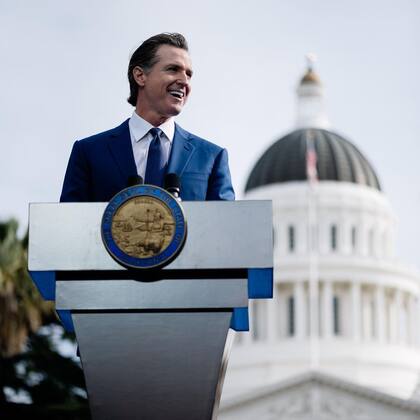 En medio de un contexto político polarizante, el gobernador de California decidió trasladar a su familia al condado de Marin