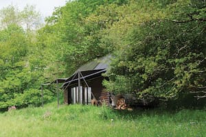 Paraíso bucólico: una cabaña con perfil de carpa en Inglaterra