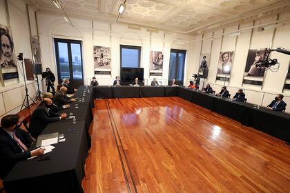 En medio de una fuerte expectativa, el ministro Martín Guzmán anunció las nuevas medidas