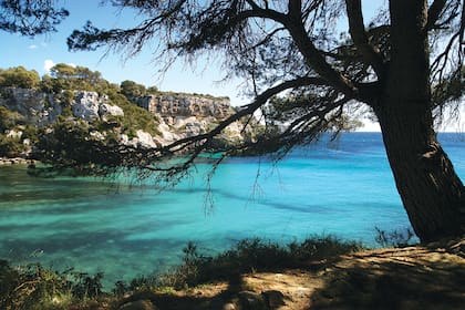 En Menorca los cruceros por la costa también son muy populares