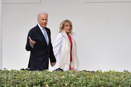 En menos de cinco horas, Joe y Jill Biden debieron organizar toda la mudanza.
