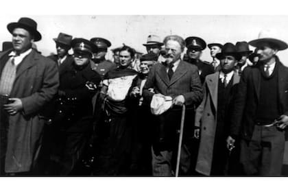 En México, Trotski entabló amistad con Diego Rivera y Frida Kahlo