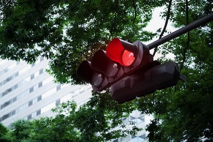 En Miami se implementaron cámaras de semáforo en rojo para captar a los infractores