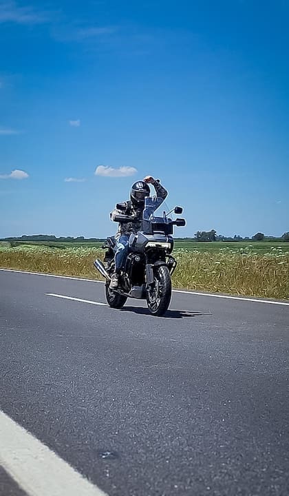 En modo Sport asume su función de pista: el motor entrega todavía más potencia y la suspensión se pone rígida