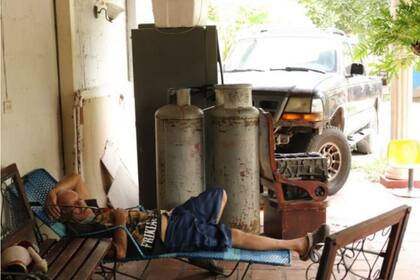 En muchos hogares los tanques de gas ya solo sirven de adorno