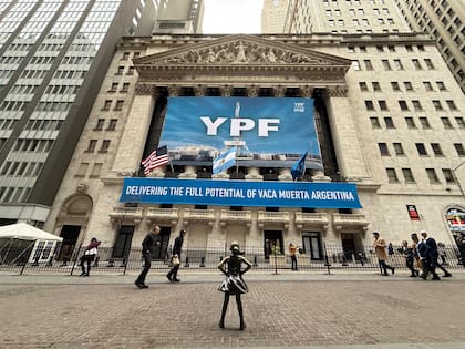 En Nueva York, la acción de YPF se mantuvo sin cambios a US$31,45, tras haber retrocedido 5,6% durante la rueda anterior.