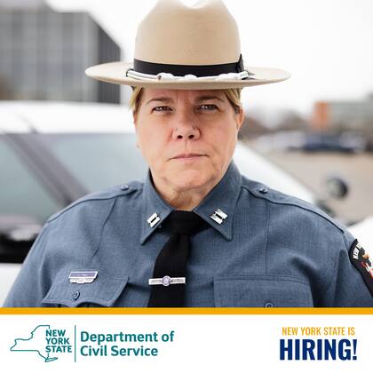 En Nueva York se ofrecen trabajos para policías que hablen en español y se pagan sueldos anuales por sobre los 50 mil dólares