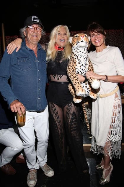 En otra fiesta temática de Tequila Punta del Este, la madrina e ícono de animal print fue Susana Giménez