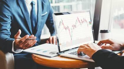 En otro estudio mostró que el autoengaño se presenta frecuentemente en el mundo de los negocios.