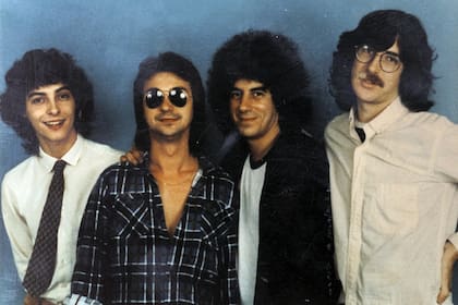 En otros tiempos, los de Serú Girán, con David Lebón, Oscar Moro y Charly García