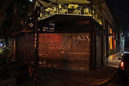 En Palermo, por la zona de Plaza Serrano, los bares y restaurantes  comenzaron cerrar entre las 19 y 20 horas