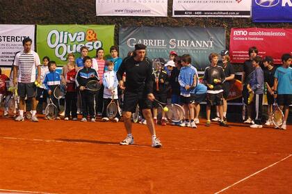 En plena acción, para los chicos