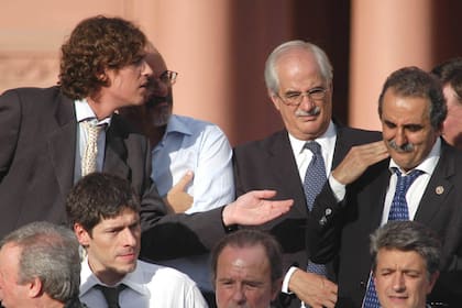 En plena pelea por la 125, el país vio cómo Moreno discutía con el exministro de Economía, Martín Lousteau