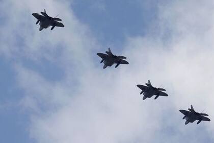 Ante la intensificación del conflicto, ambas partes lanzarían ataques con aviones